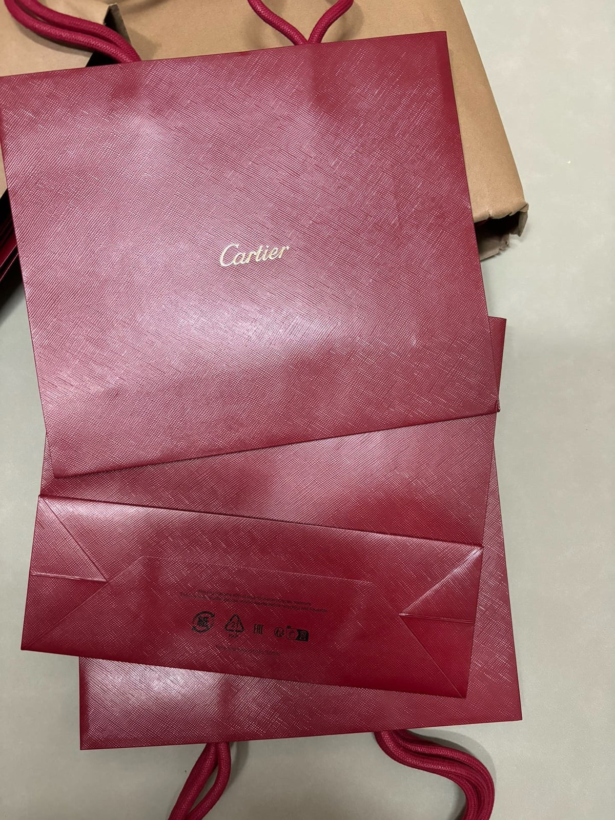 Cartier Medium Shopping Bag CRAVM00407  26*22*9cm Brand New - Set of 5