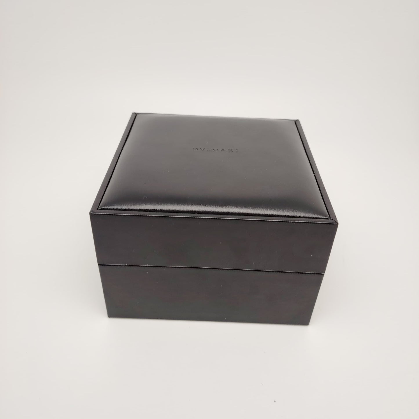 Watch Storage Box Set with Cards & Manual – Pre-Owned