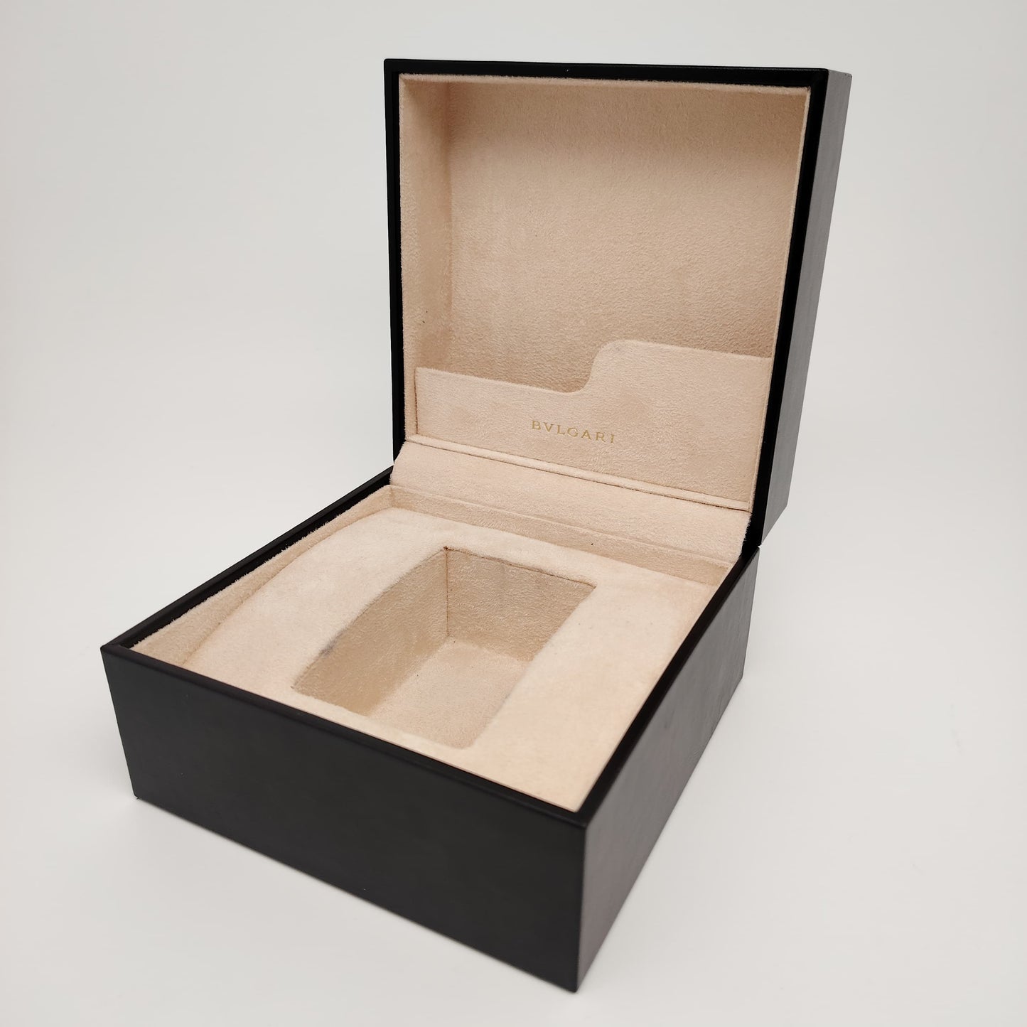Watch Storage Box Set with Cards & Manual – Pre-Owned